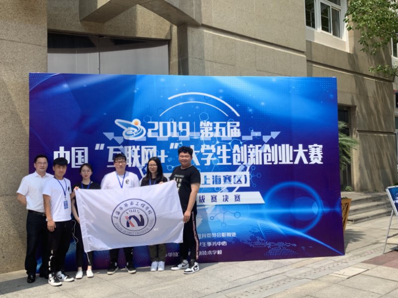 fdc47856c6367761253ae55bda9c505.jpg