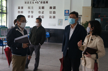 市住建委总工程师刘千伟一行来到学校检查指导新冠肺炎疫情防控工作 (20)_副本.jpg