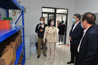 市住建委总工程师刘千伟一行来到学校检查指导新冠肺炎疫情防控工作 (43)_副本.jpg 市住建委总工程师刘千伟一行来到学校检查指导新冠肺炎疫情防控工作 (43)_副本.jpg