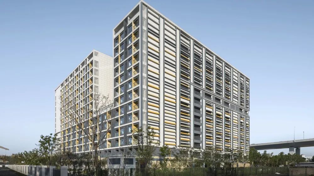 1703816796682499.jpg 2.jpg