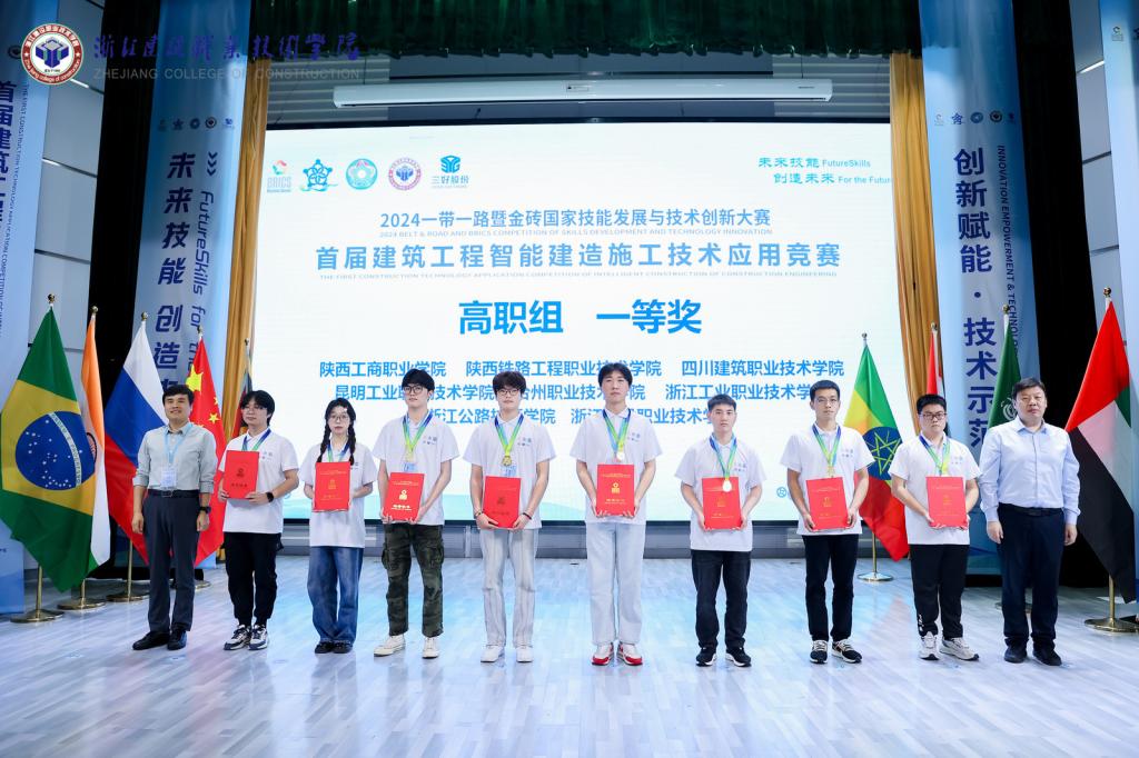 1728349475984519.jpg 1.jpg